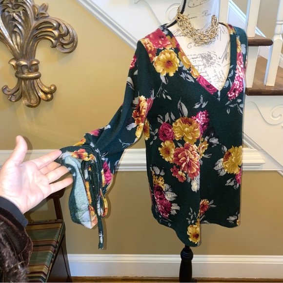 Peach Love California Tops - Peach Love floral draw string sleeve tunic top